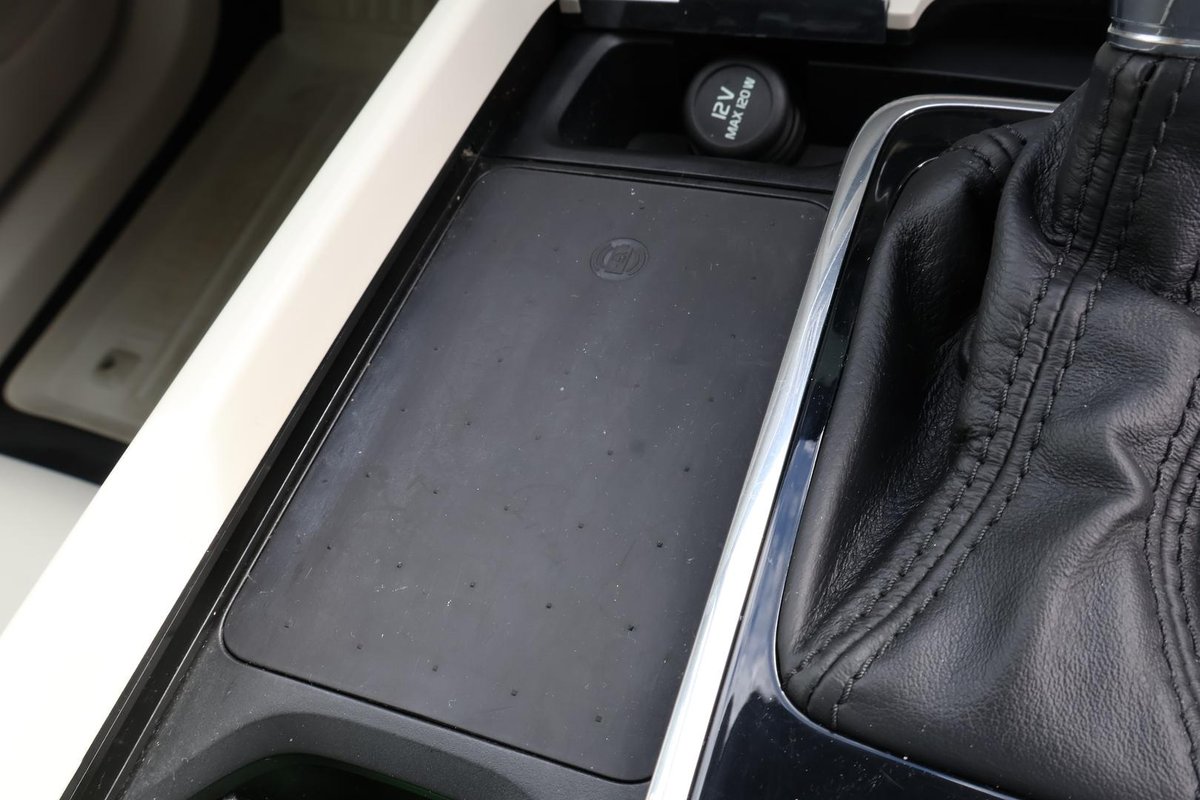 2021 Volvo XC60 T5 Momentum MY21 AWD image 19