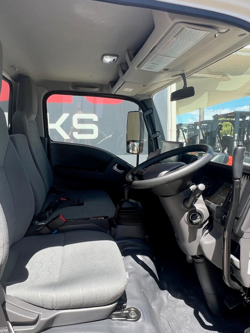 2026 Isuzu N Series image 8