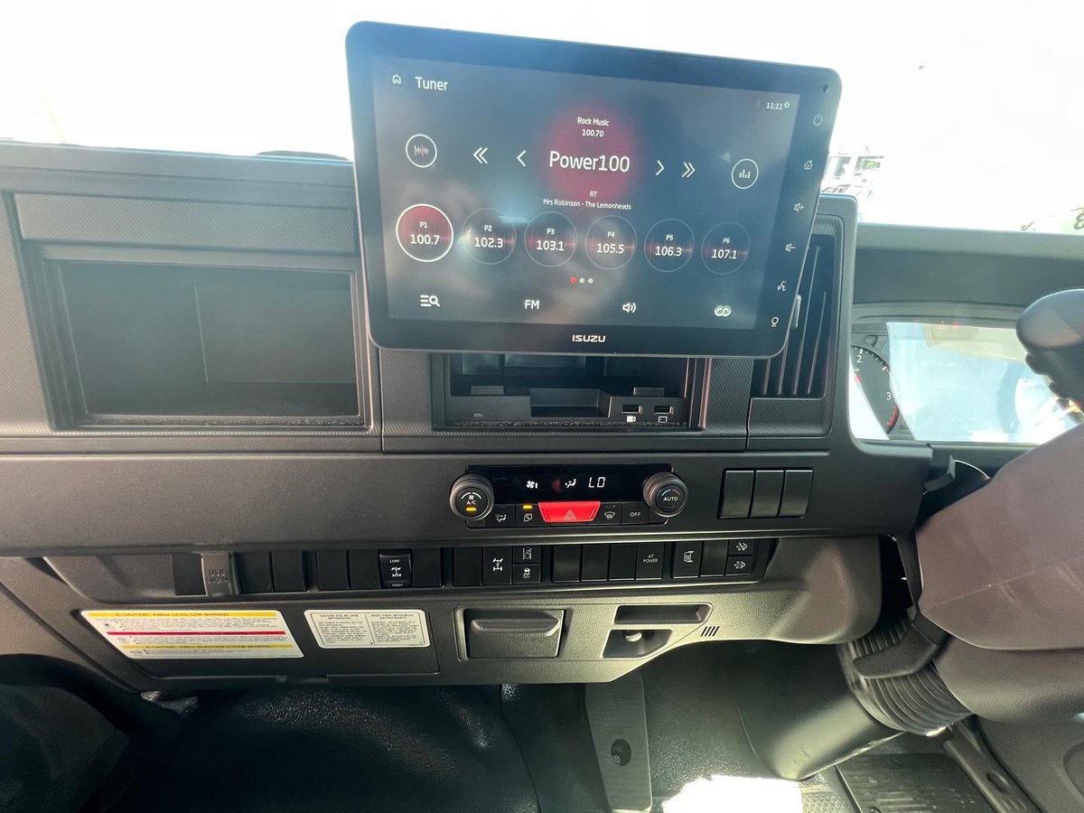 2026 Isuzu F Series image 8