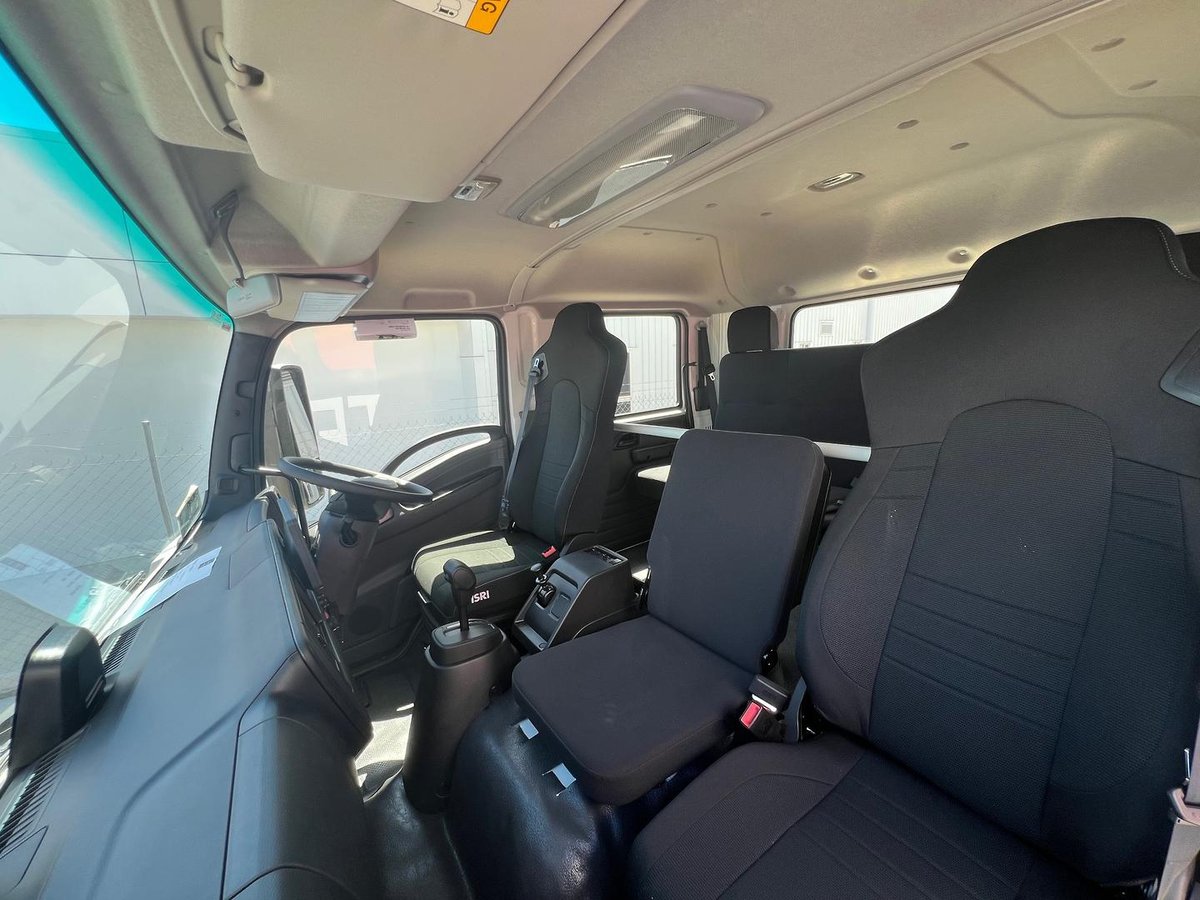 2026 Isuzu F Series image 4