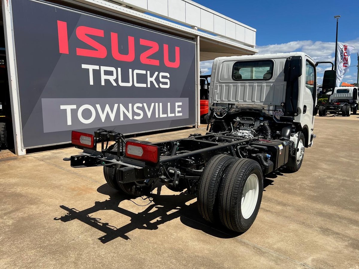 2026 Isuzu N Series image 3
