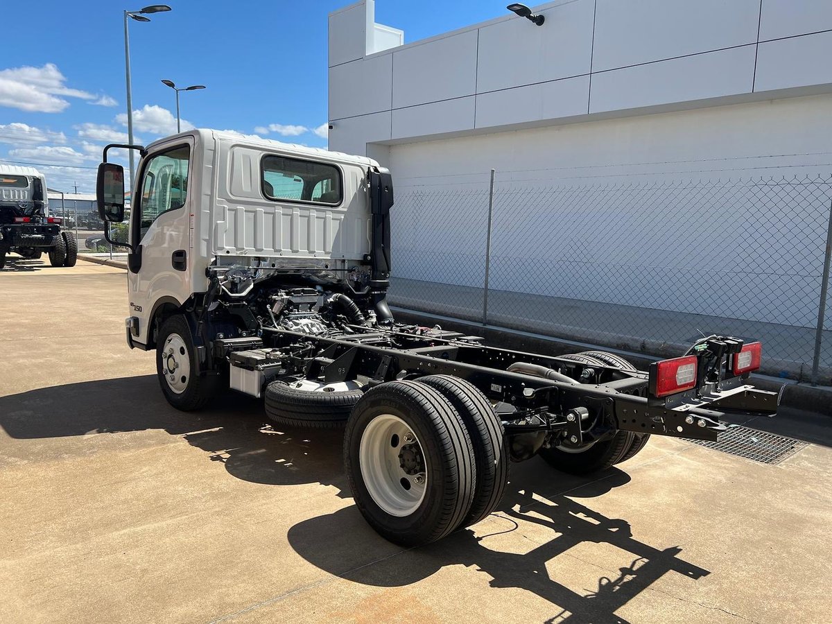 2026 Isuzu N Series image 8