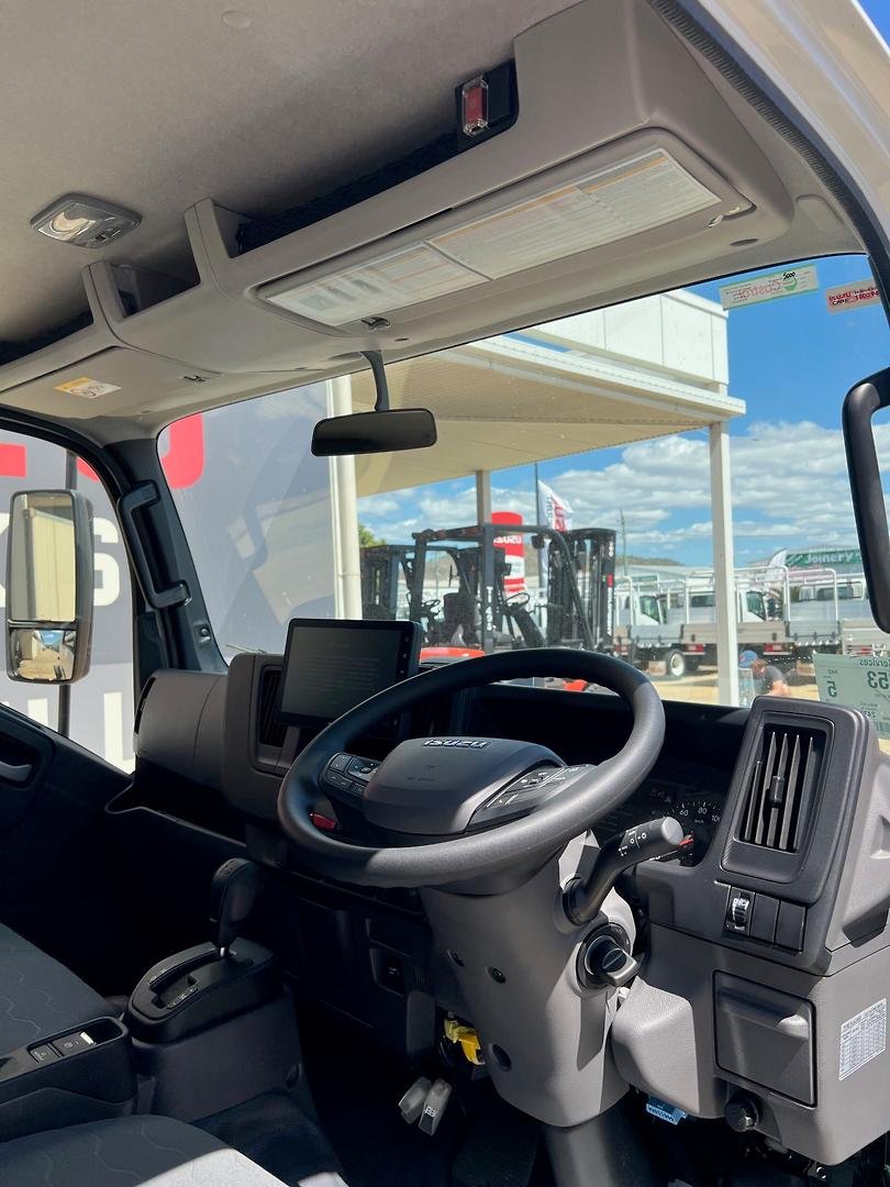 2026 Isuzu N Series image 6
