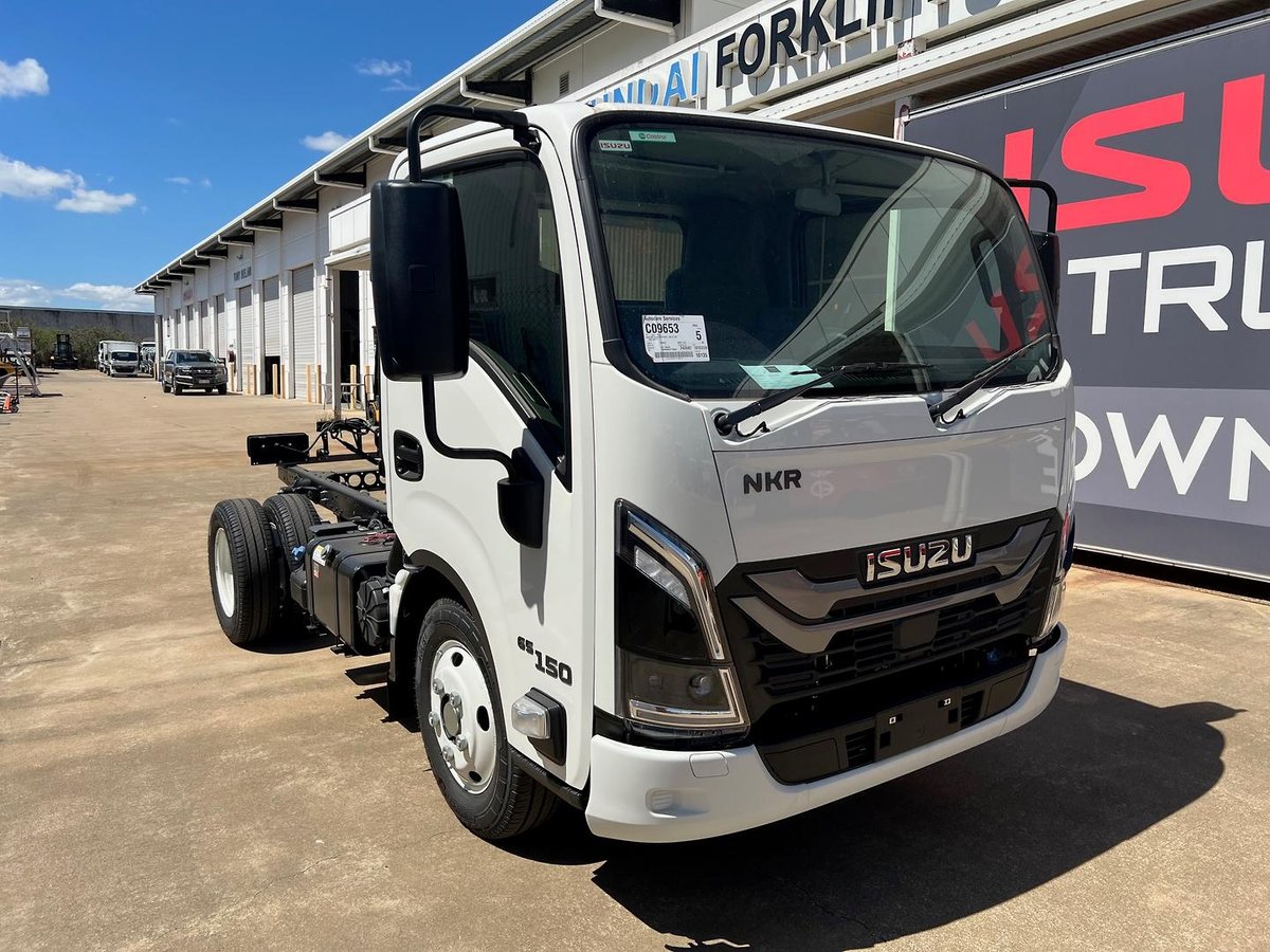 2026 Isuzu N Series image 2