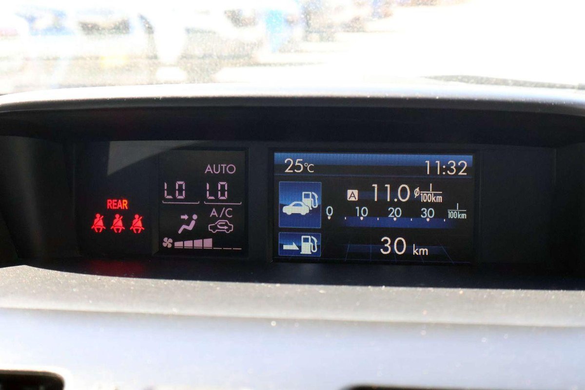 2014 Subaru Forester 2.5i Luxury S4 MY14 AWD image 33