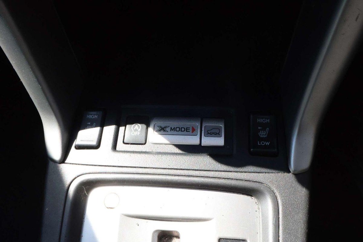 2014 Subaru Forester 2.5i Luxury S4 MY14 AWD image 37