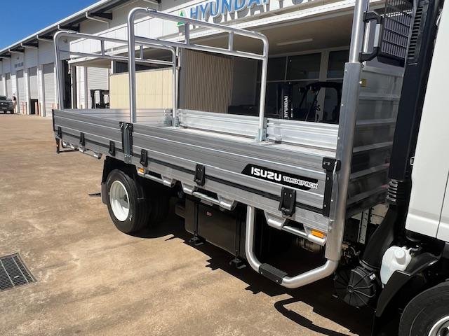 2026 Isuzu N Series image 4