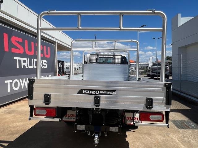 2026 Isuzu N Series image 2