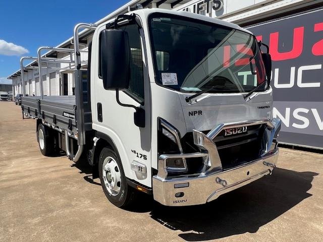2026 Isuzu N Series image 18