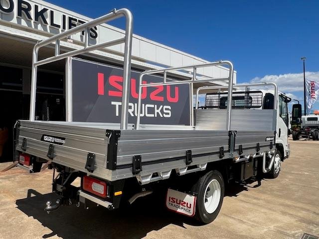 2026 Isuzu N Series image 3