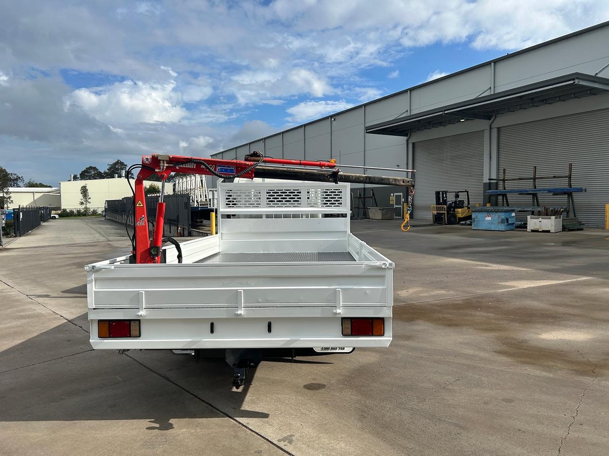 2019 Isuzu N Series NNR 55/45-150 image 17