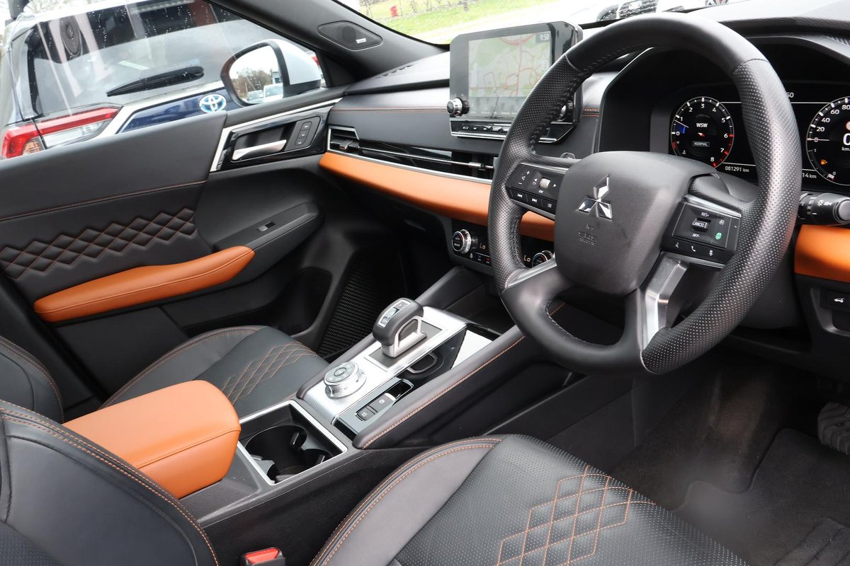 2023 Mitsubishi Outlander Exceed Tourer ZM MY23 AWD image 15