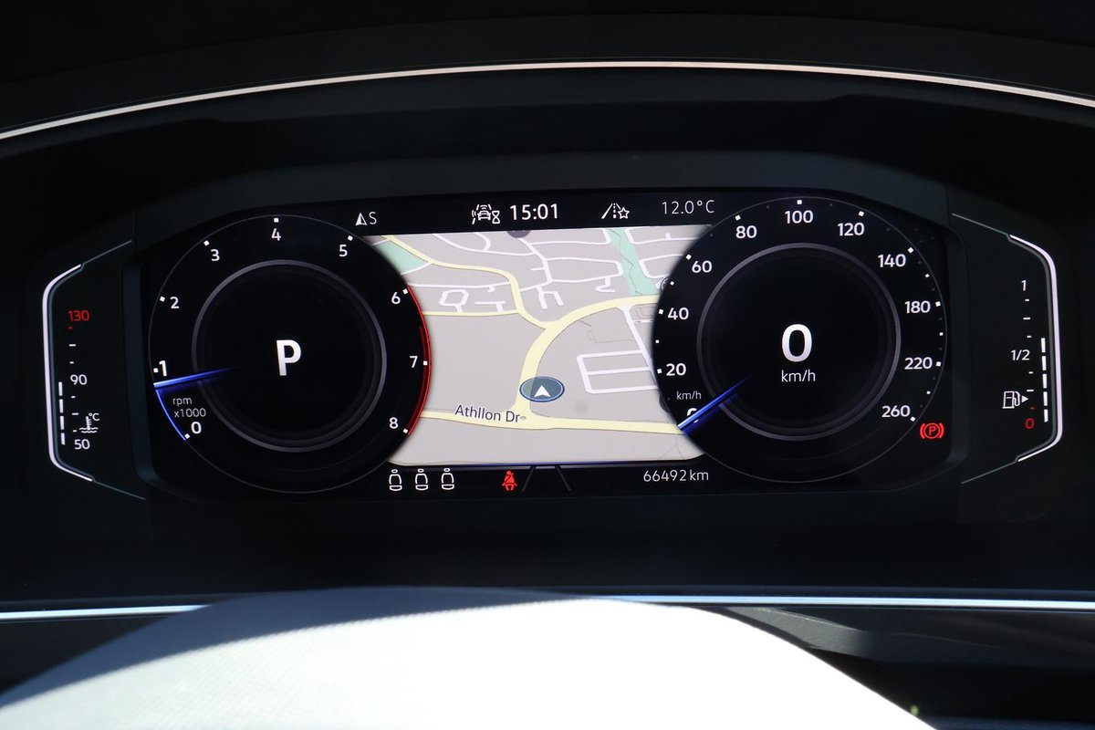 2018 Volkswagen Tiguan image 12