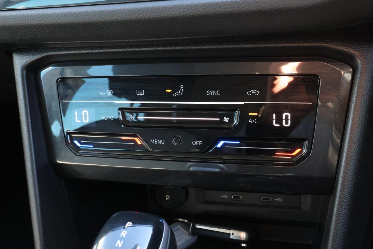 2018 Volkswagen Tiguan image 17