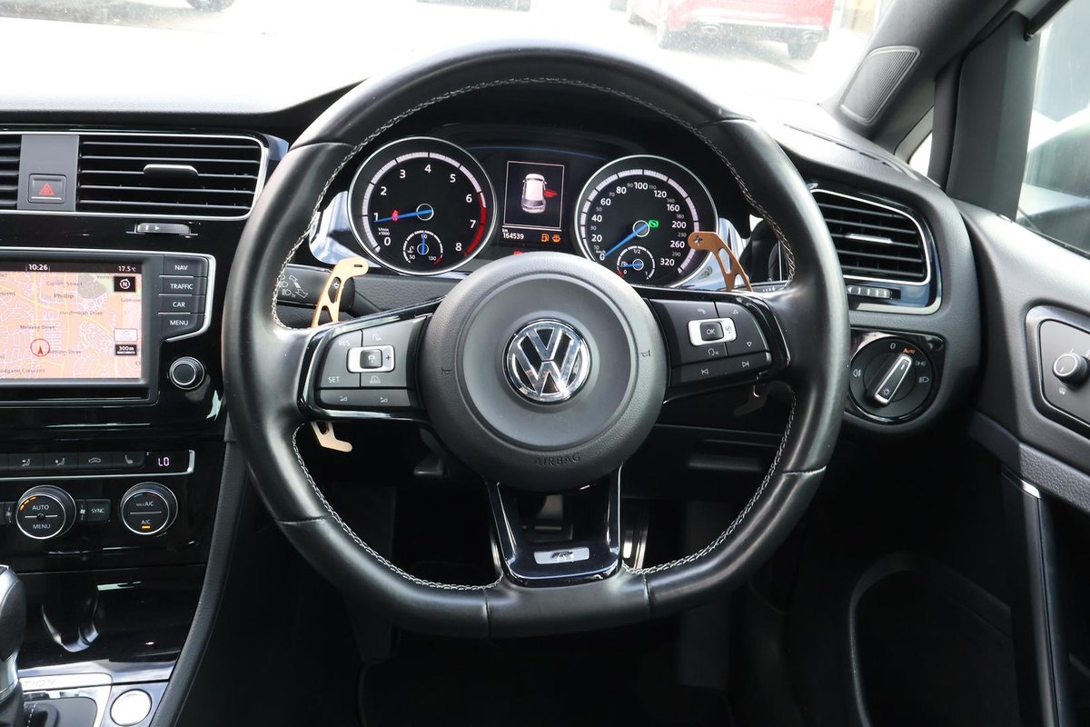 2022 Volkswagen Golf image 11