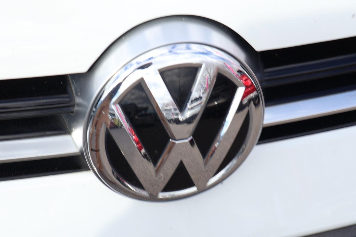 2022 Volkswagen Golf image 36