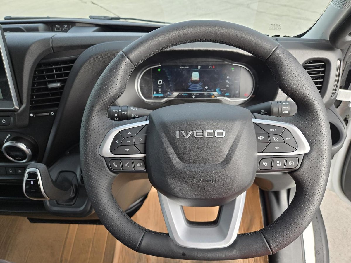 2025 Iveco Daily 42S18V image 14