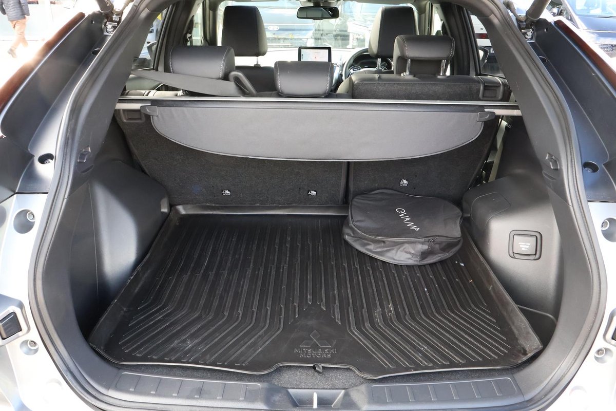 2023 Mitsubishi Eclipse Cross PHEV Exceed YB MY22 AWD image 30