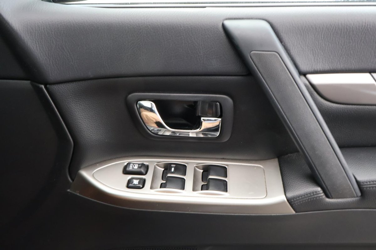 2019 Mitsubishi Pajero GLS NX MY20 4X4 Dual Range image 23