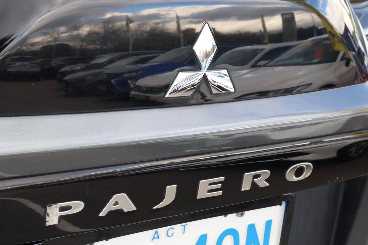 2019 Mitsubishi Pajero GLS NX MY20 4X4 Dual Range image 33