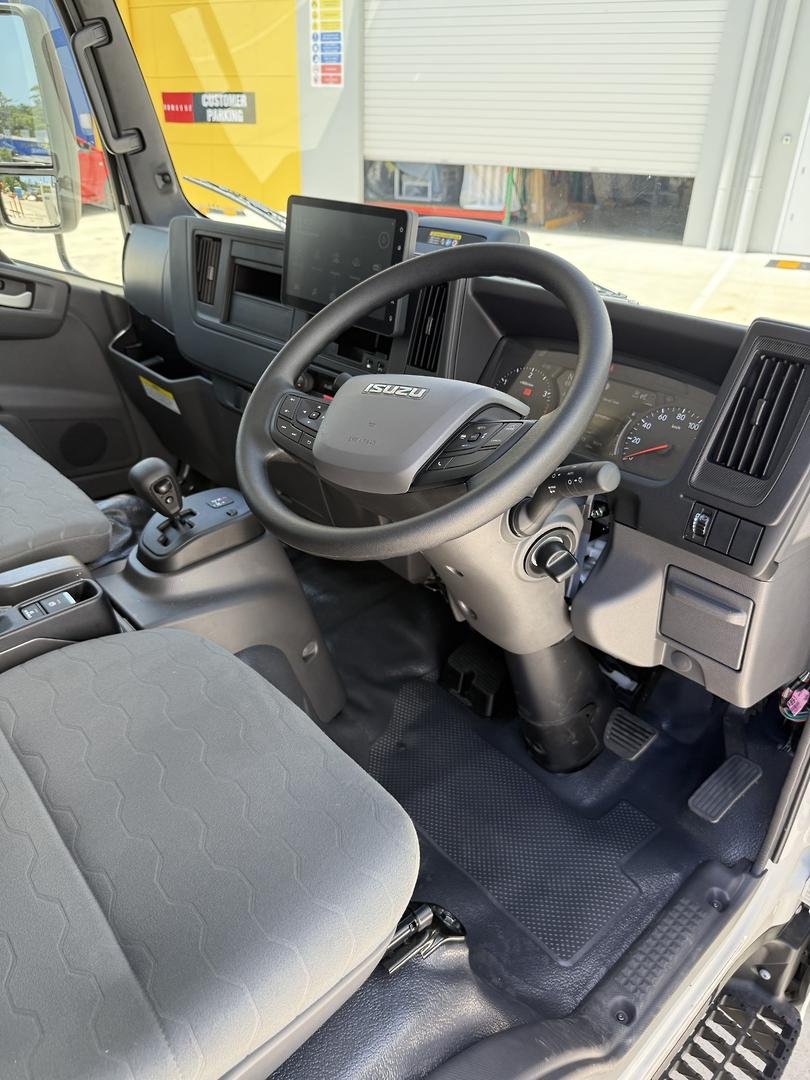 2026 Isuzu N Series NPR 45/65-175 DT D34 Tradepack image 16