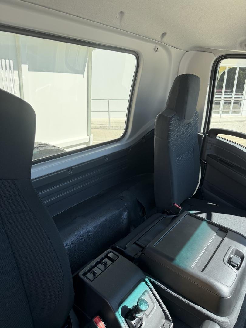 2026 Isuzu F Series FRR 110-240 MT D41 image 18