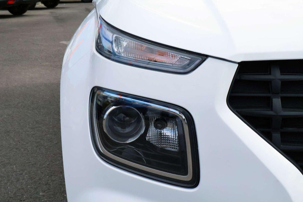 2025 Hyundai Venue QX.V5 MY25 image 8