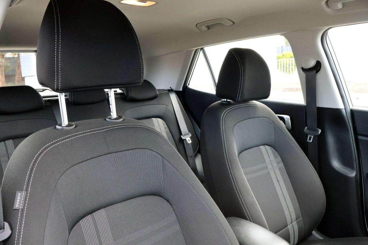 2025 Hyundai Venue QX.V5 MY25 image 11