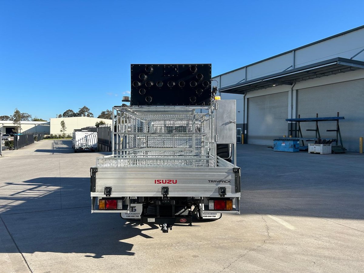 2023 Isuzu N Series NLR 45-150 image 18