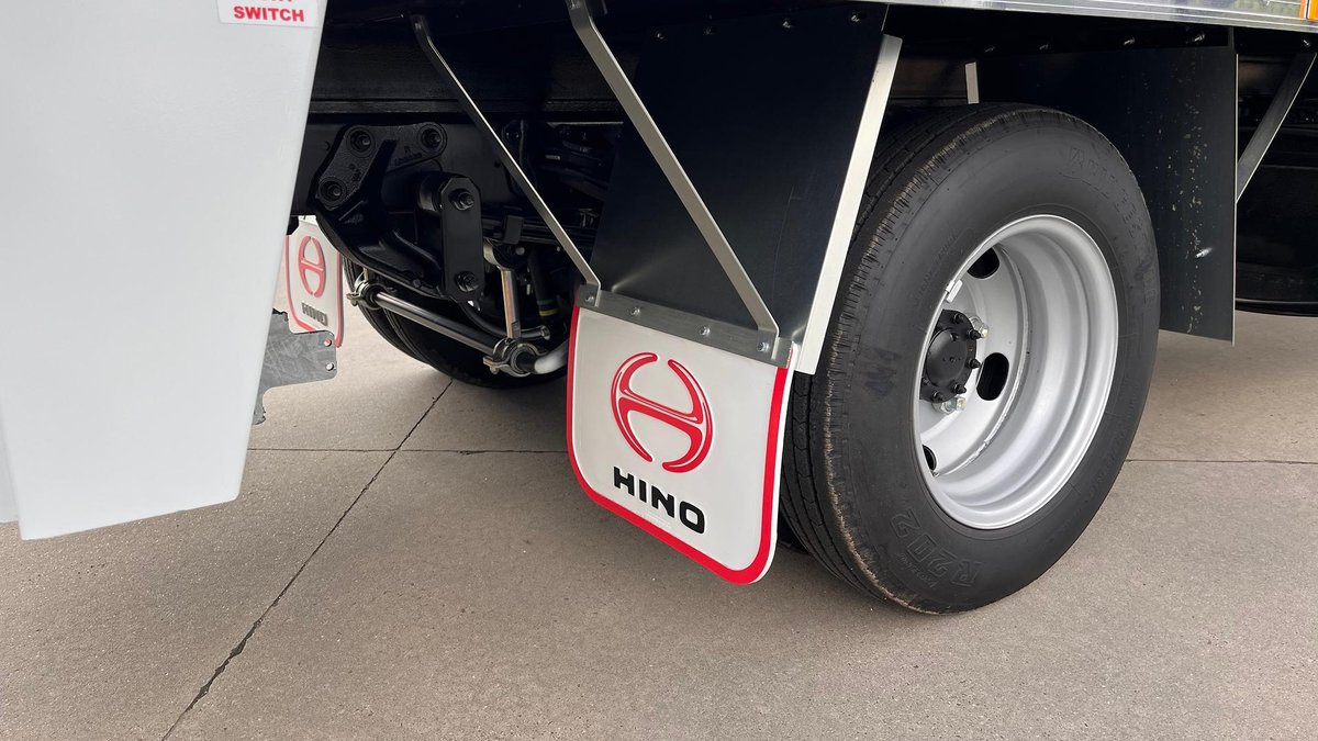 2025 Hino 300 Series 616 image 38