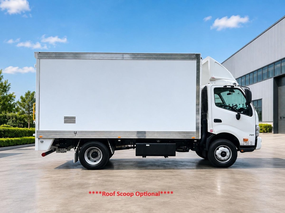 2025 Hino 300 Series 616 image 5