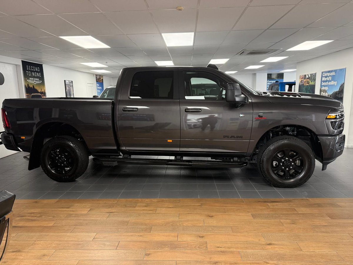 2025 RAM 2500 Laramie DJ MY25 4X4 Dual Range image 15