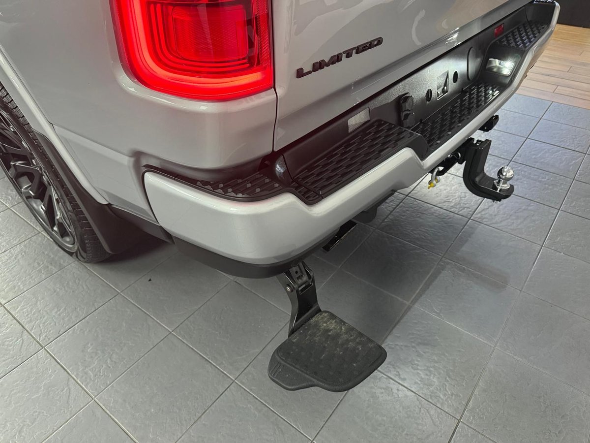 2026 RAM 1500 Limited Hurricane HO RamBox DT MY26 4X4 Dual Range image 9
