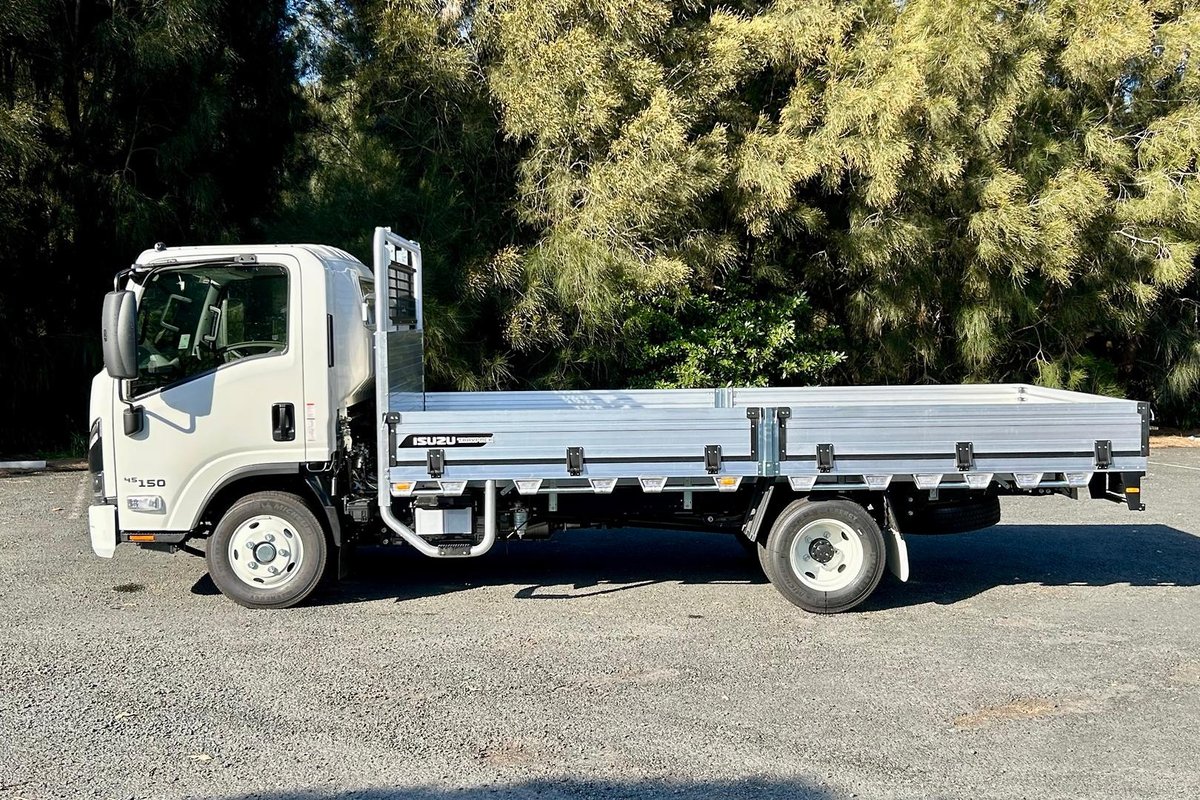 2026 Isuzu N Series NNR 45-150 DT D34 Traypack image 4