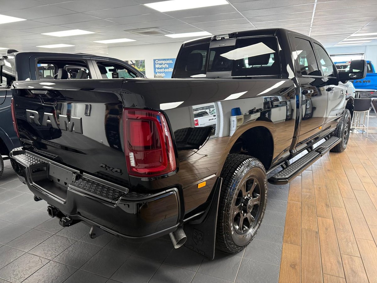 2026 RAM 2500 Laramie DJ MY26 4X4 Dual Range image 10