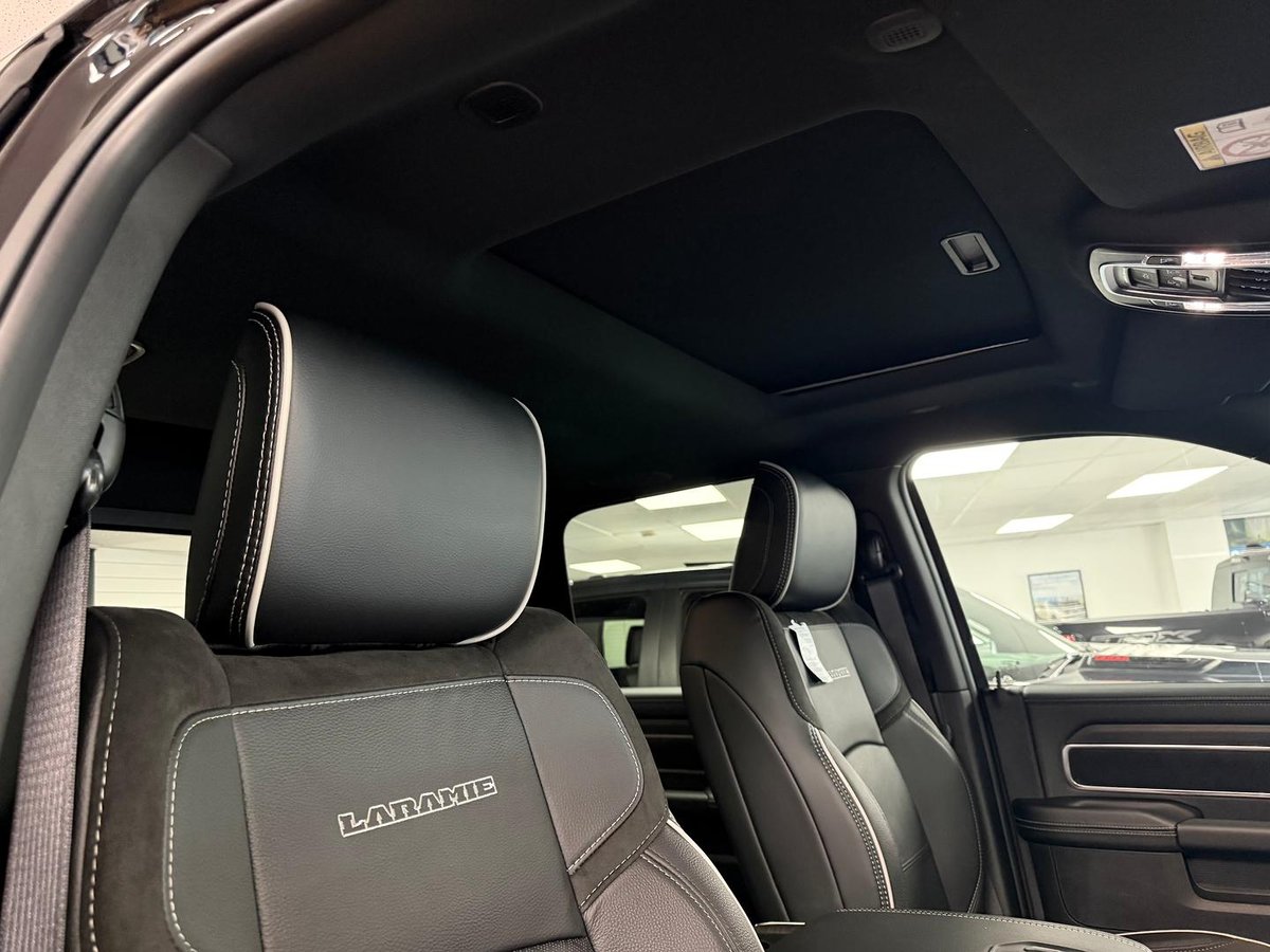 2026 RAM 2500 Laramie DJ MY26 4X4 Dual Range image 24