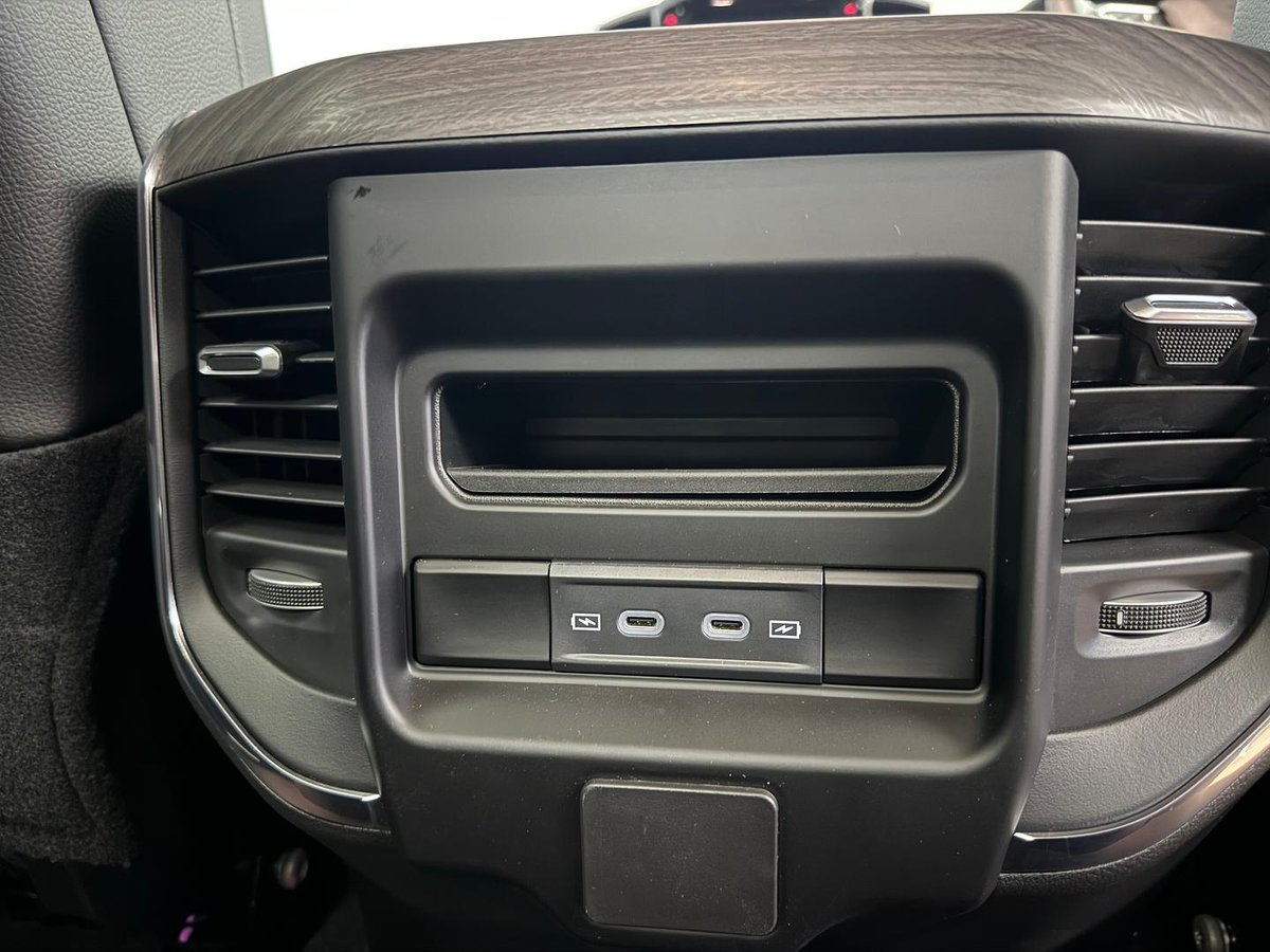 2026 RAM 2500 Laramie DJ MY26 4X4 Dual Range image 14