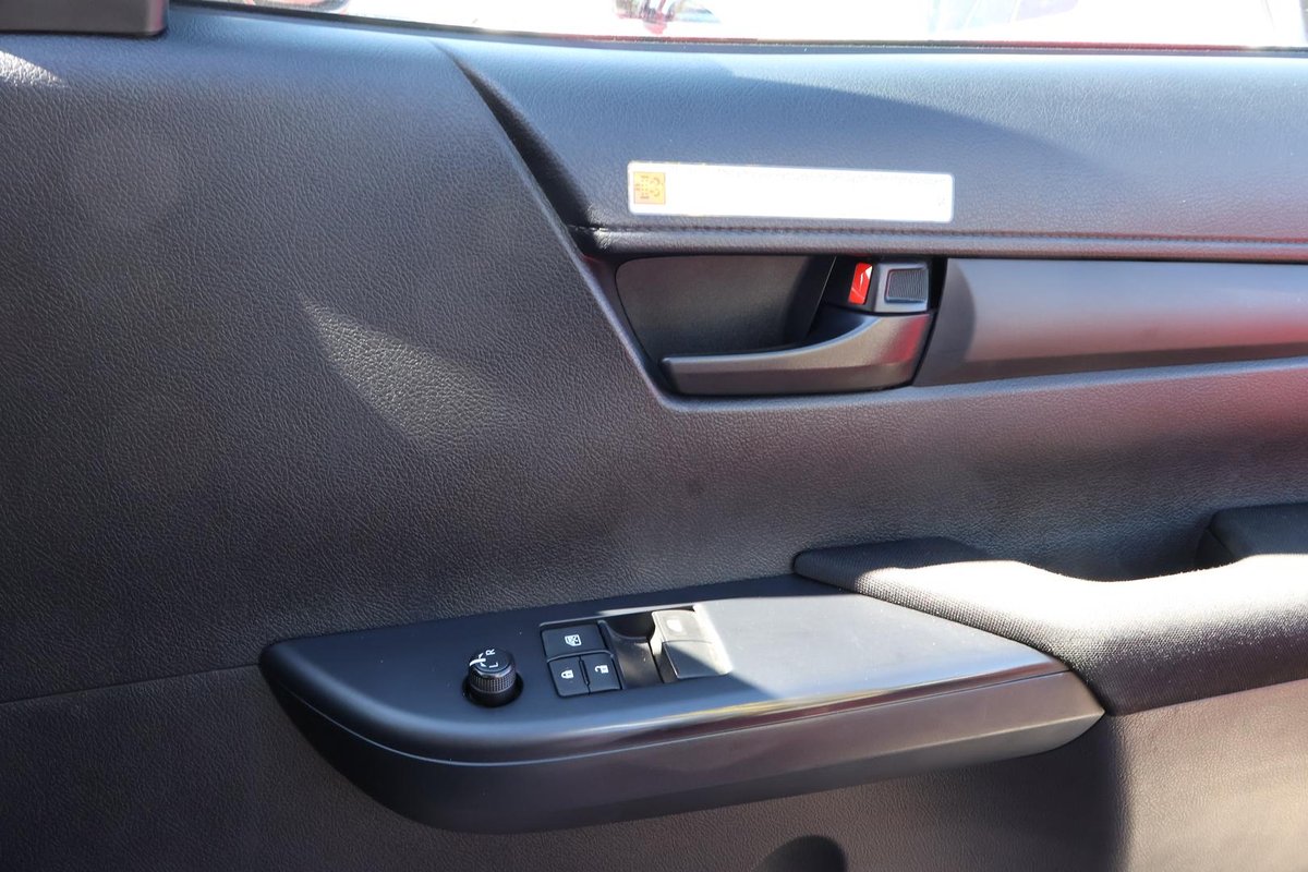 2023 Toyota Hilux Workmate Hi-Rider GUN135R 4x2 image 17