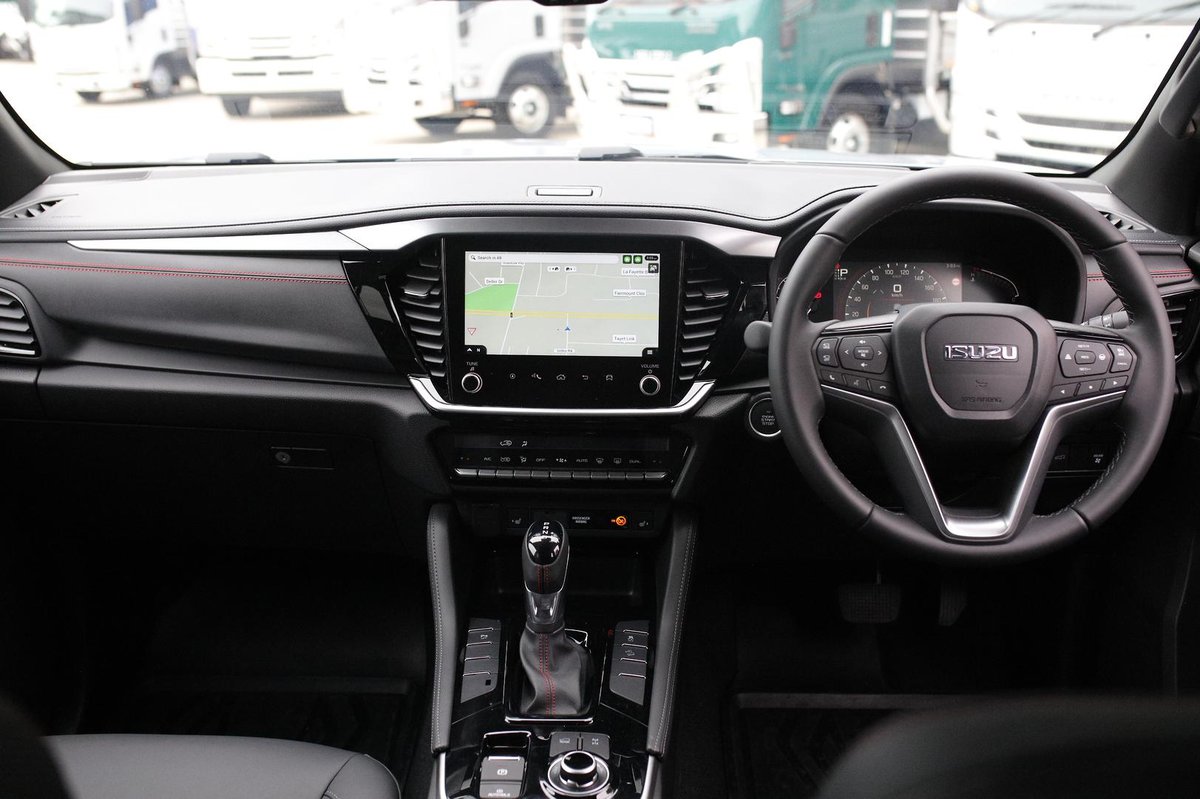 2025 Isuzu MU-X X-TERRAIN MY25.5 4X4 Dual Range image 13