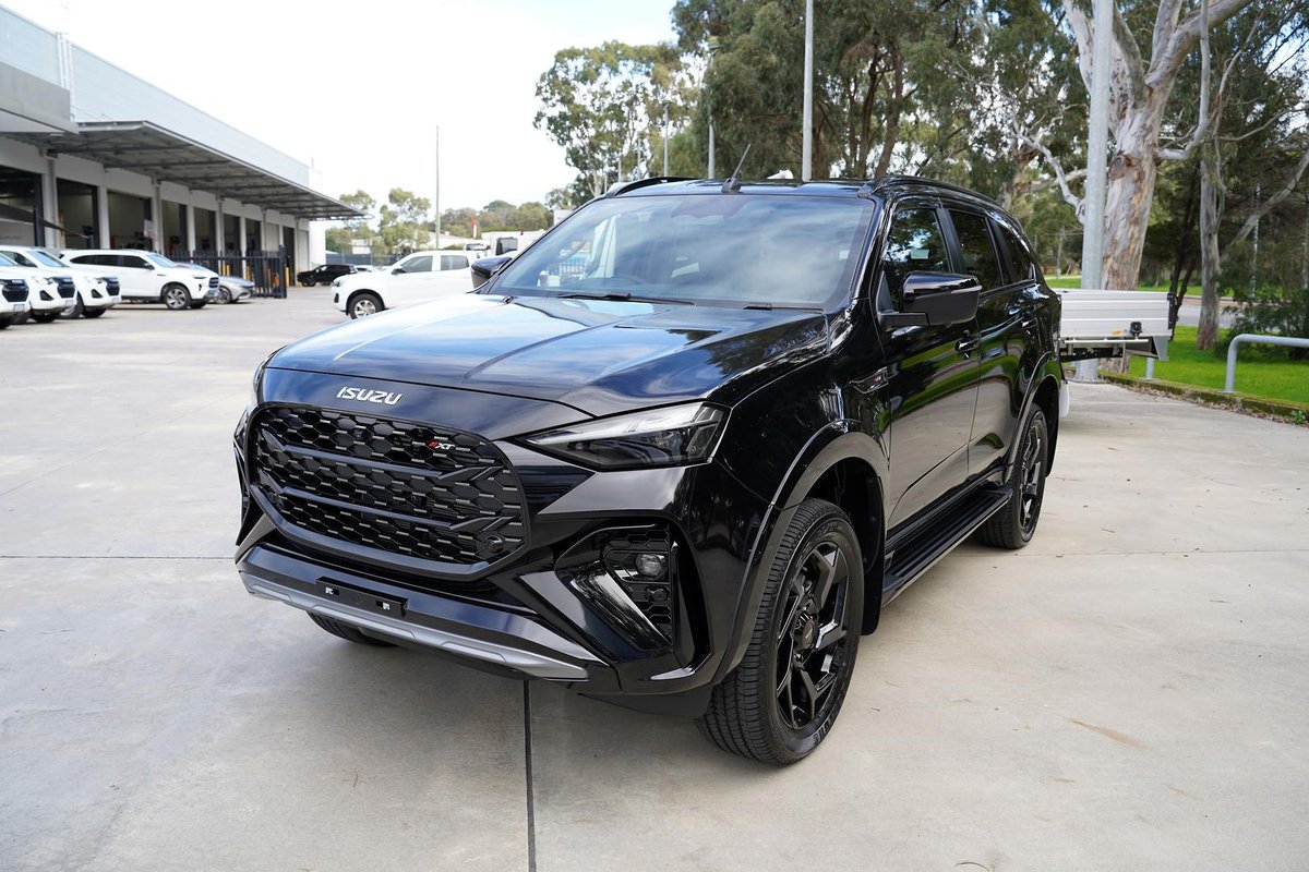 2025 Isuzu MU-X X-TERRAIN MY25.5 4X4 Dual Range image 6