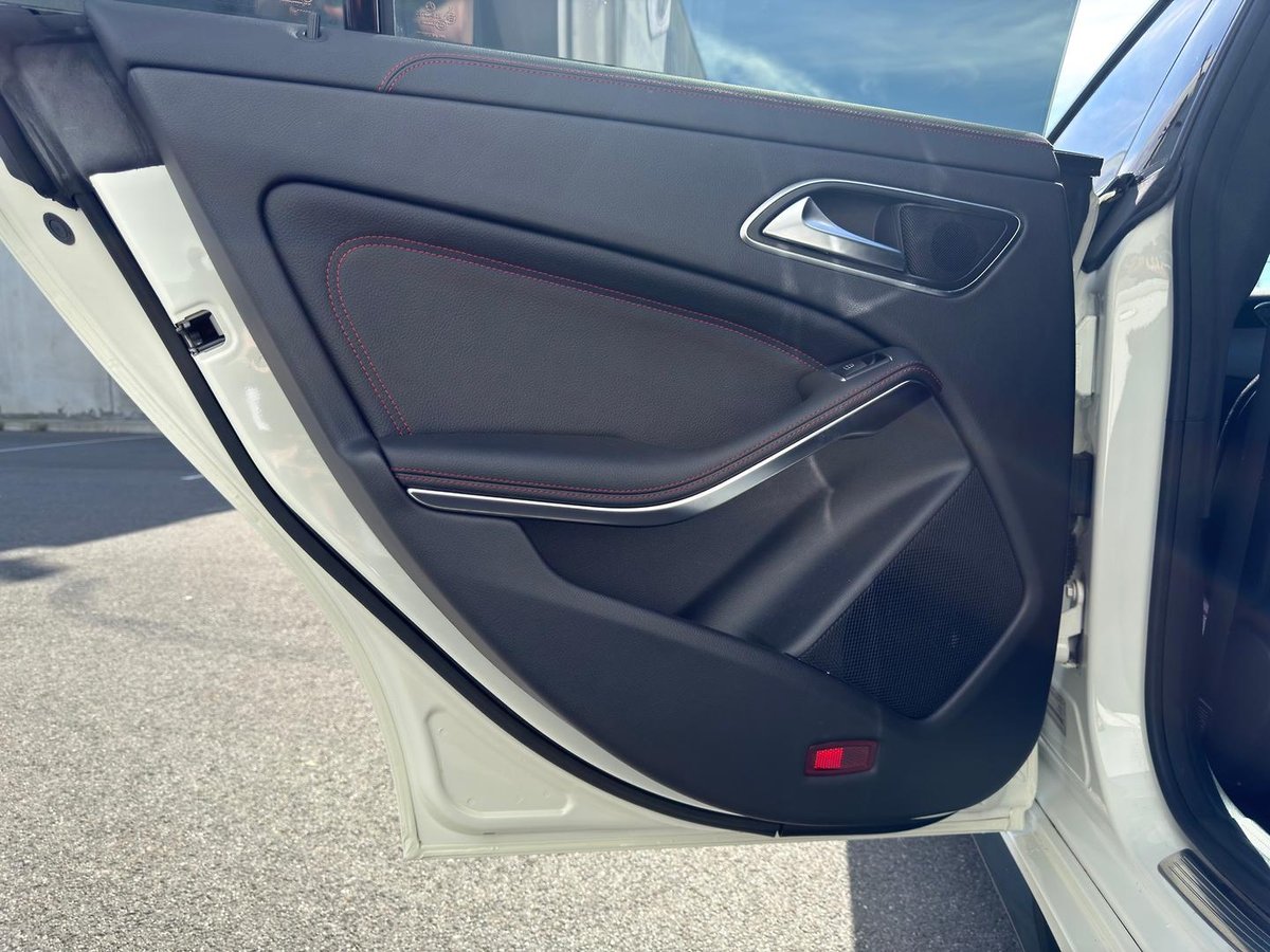 2016 Mercedes-Benz CLA-Class CLA45 AMG X117 Four Wheel Drive image 28