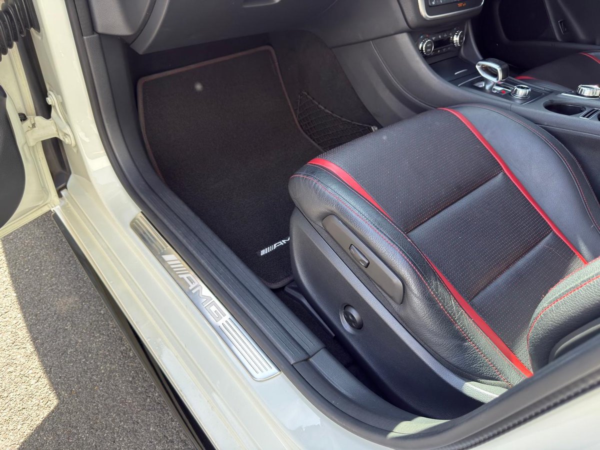 2016 Mercedes-Benz CLA-Class CLA45 AMG X117 Four Wheel Drive image 24