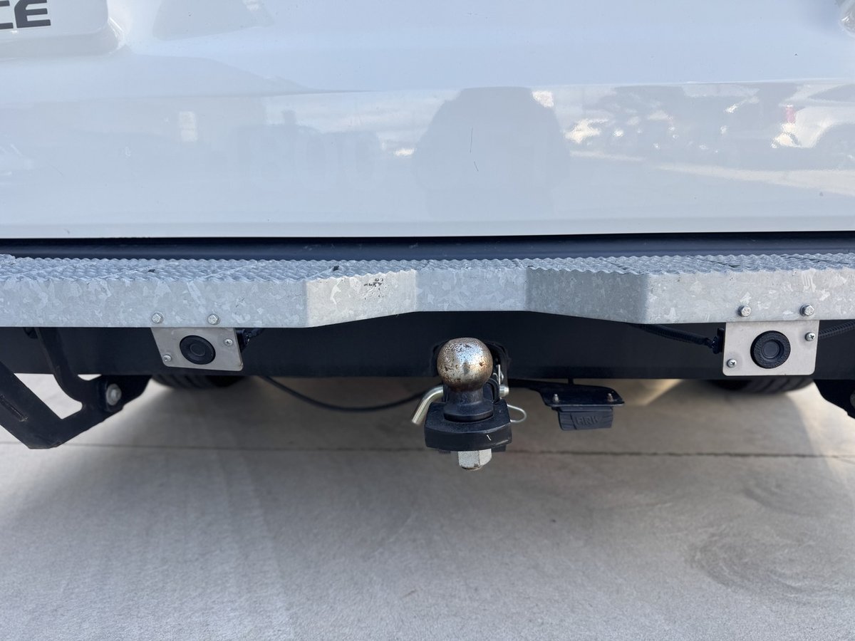 2022 Toyota Hiace LWB GDH300R image 15