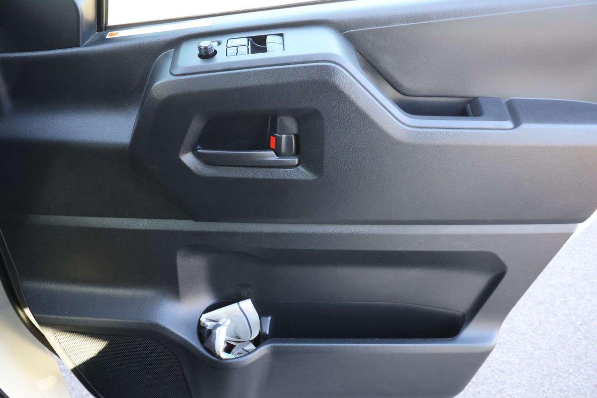 2024 Toyota Hiace GDH300R image 20