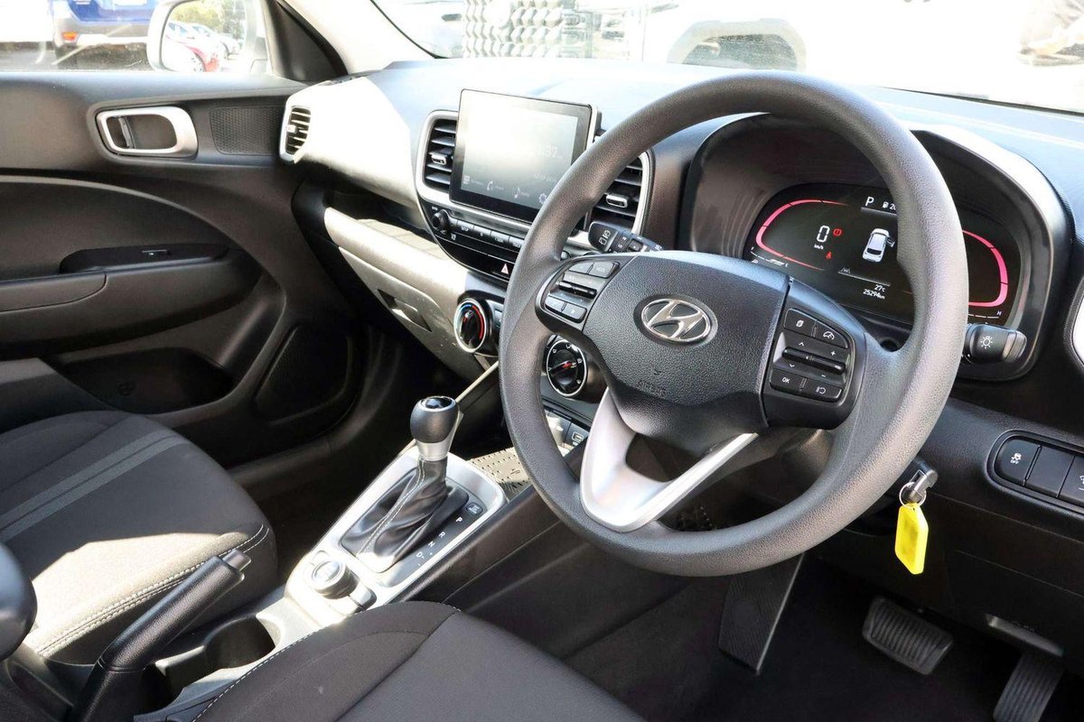 2025 Hyundai Venue QX.V5 MY25 image 10