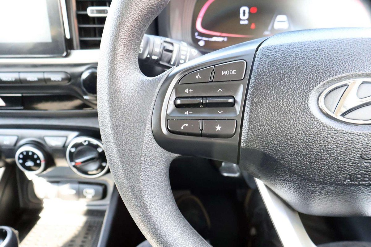 2025 Hyundai Venue QX.V5 MY25 image 17