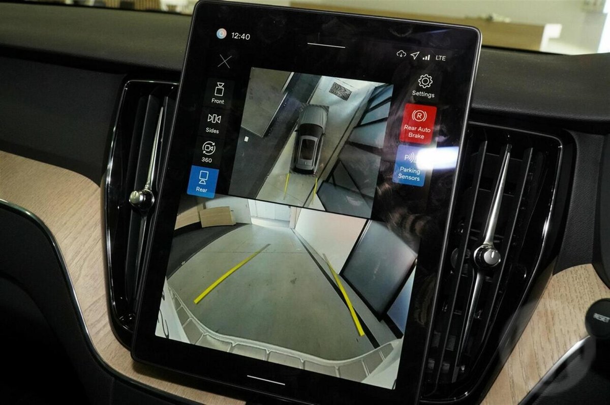 2025 Volvo XC60 Plus B5 Bright MY26 AWD image 13