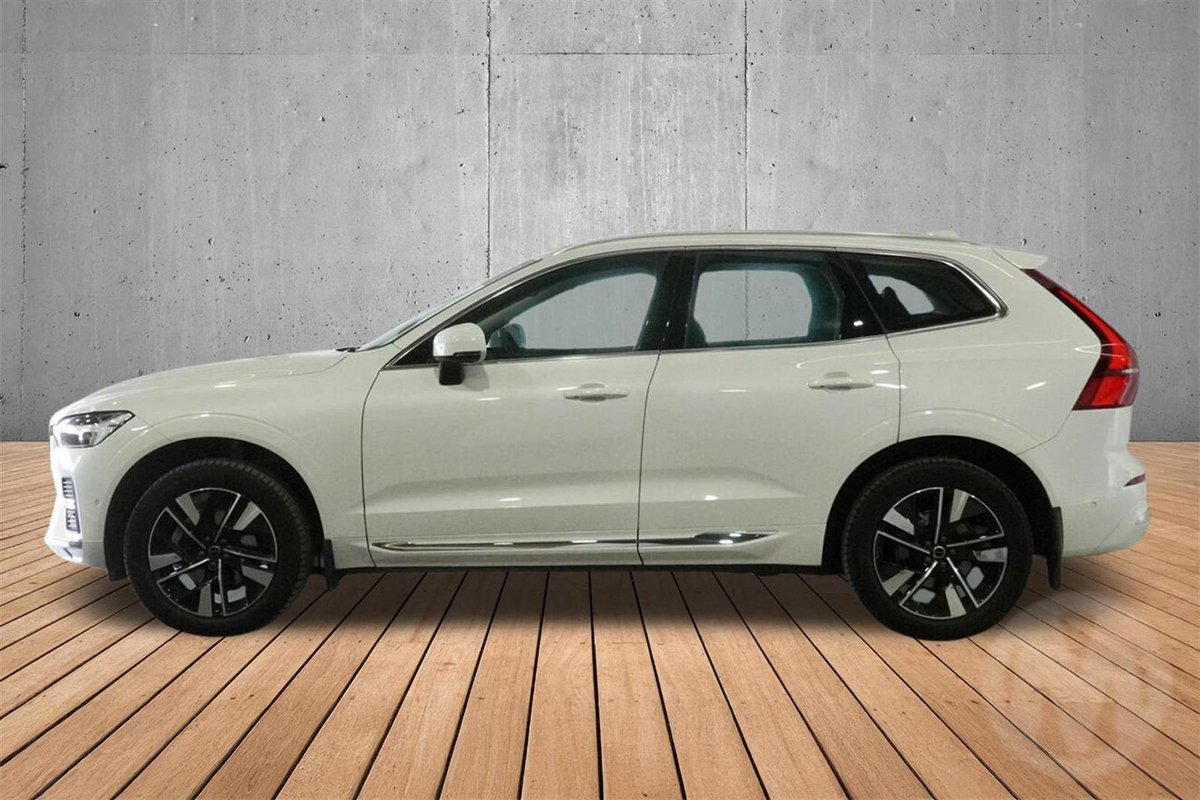 2025 Volvo XC60 Plus B5 Bright MY26 AWD image 17