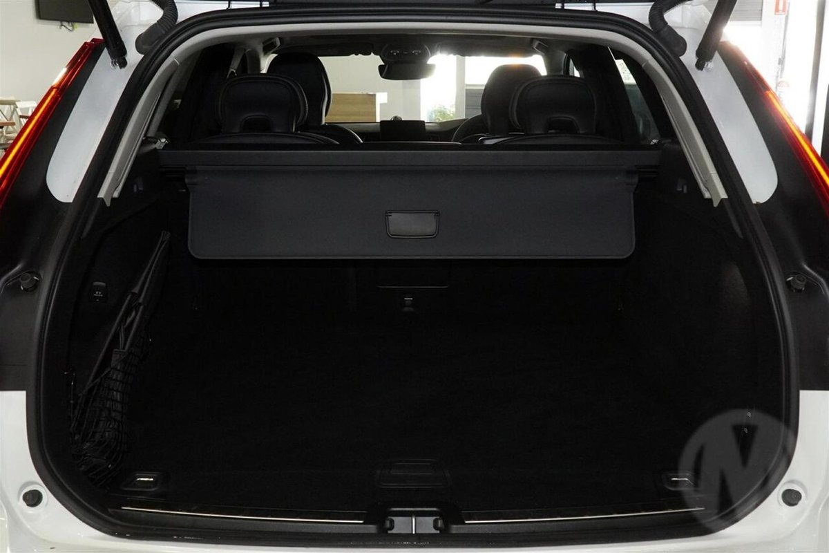 2026 Volvo XC60 Ultra B5 Dark MY26 AWD image 20