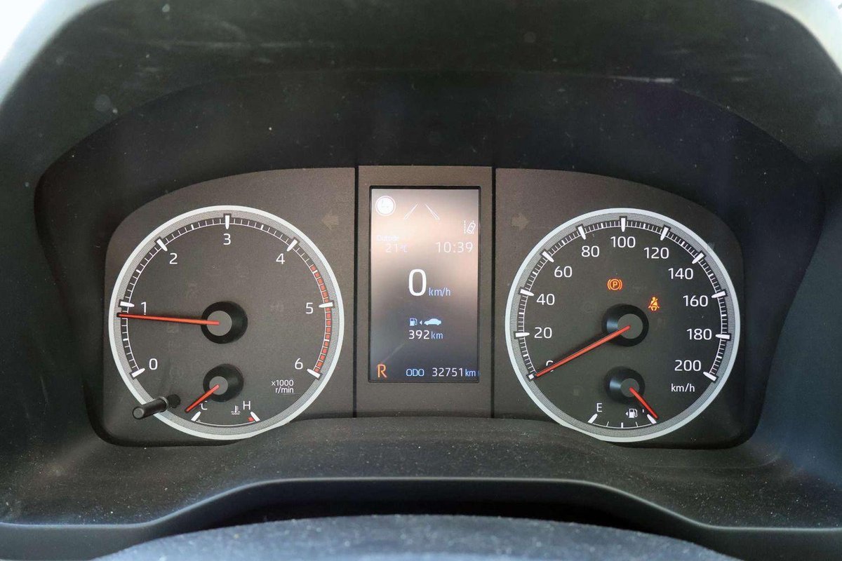 2024 Toyota Hiace GDH300R image 15
